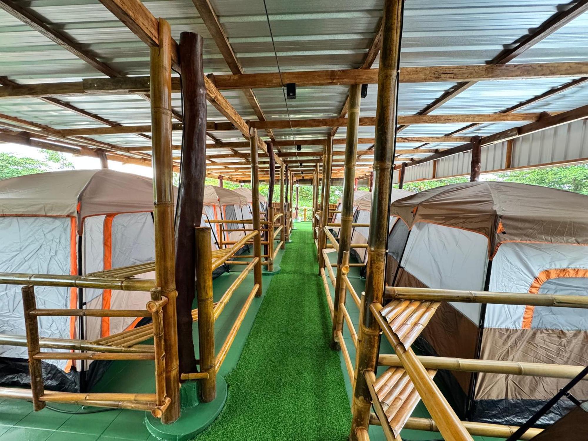 Naiyang Discovery Beach Resort Sha Nai Yang Beach Kültér fotó